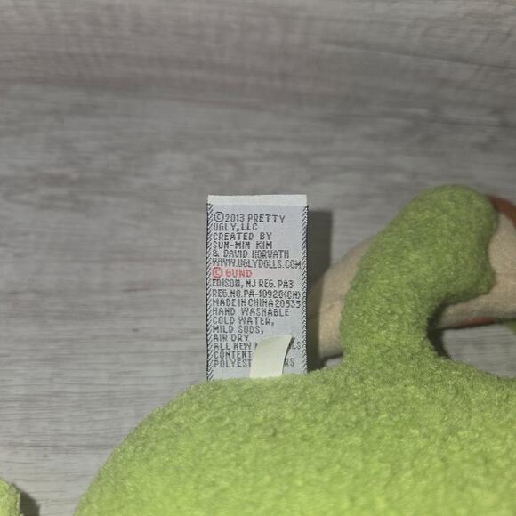 UGLYDOLL 9" Ugly Doll 2013 OX PIZZA Slice Green Retired - Picture 12 of 12